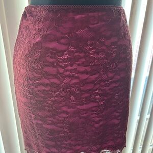 Forever 21 Red Ruched Pencil Skirt size S